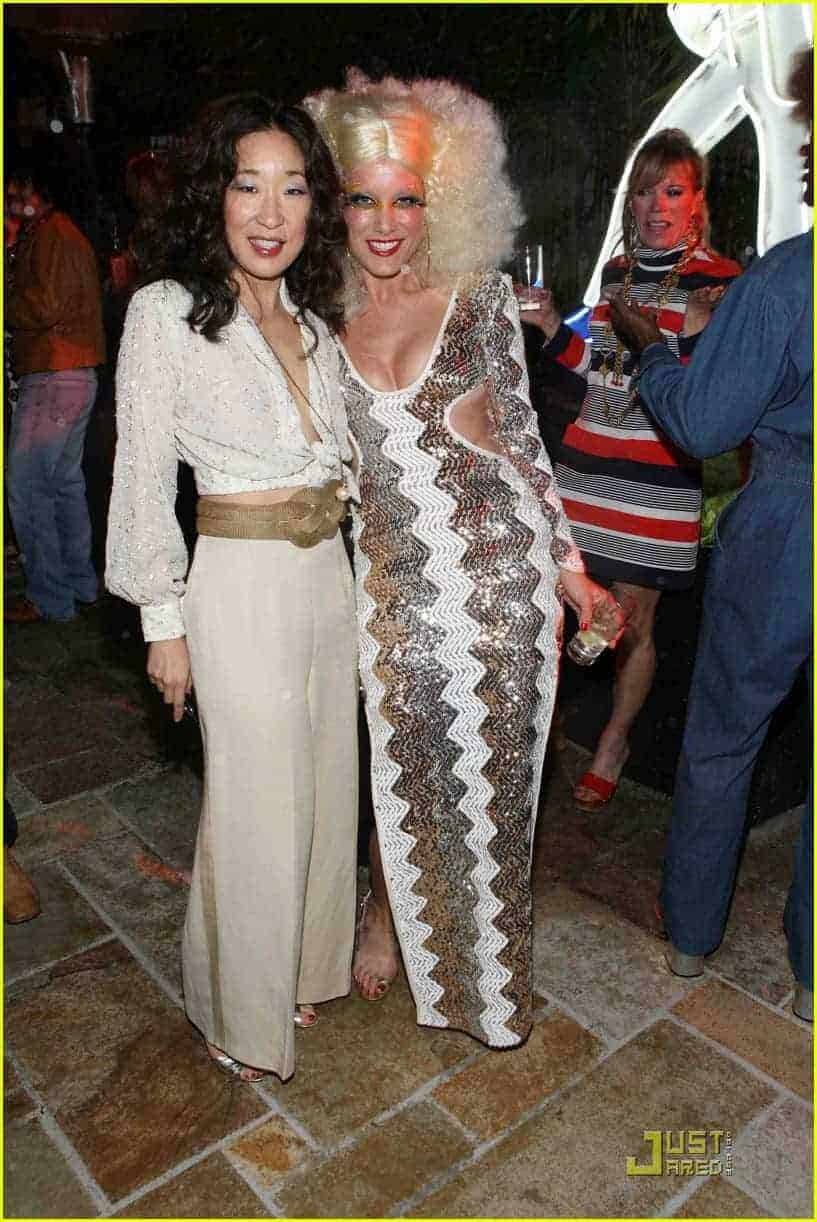 Sandra Oh &0s costume