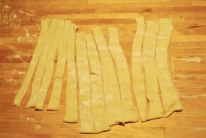 puff-pastry-cut-in-strips