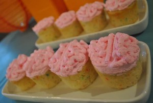 decorated-brain-cupcakes