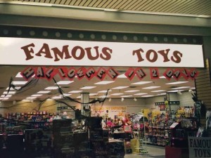 famous-toys-halloween-alley-store-front-2005