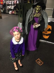 old-lady-little-kids-halloween-costume