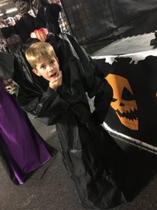 headless-boy-costume